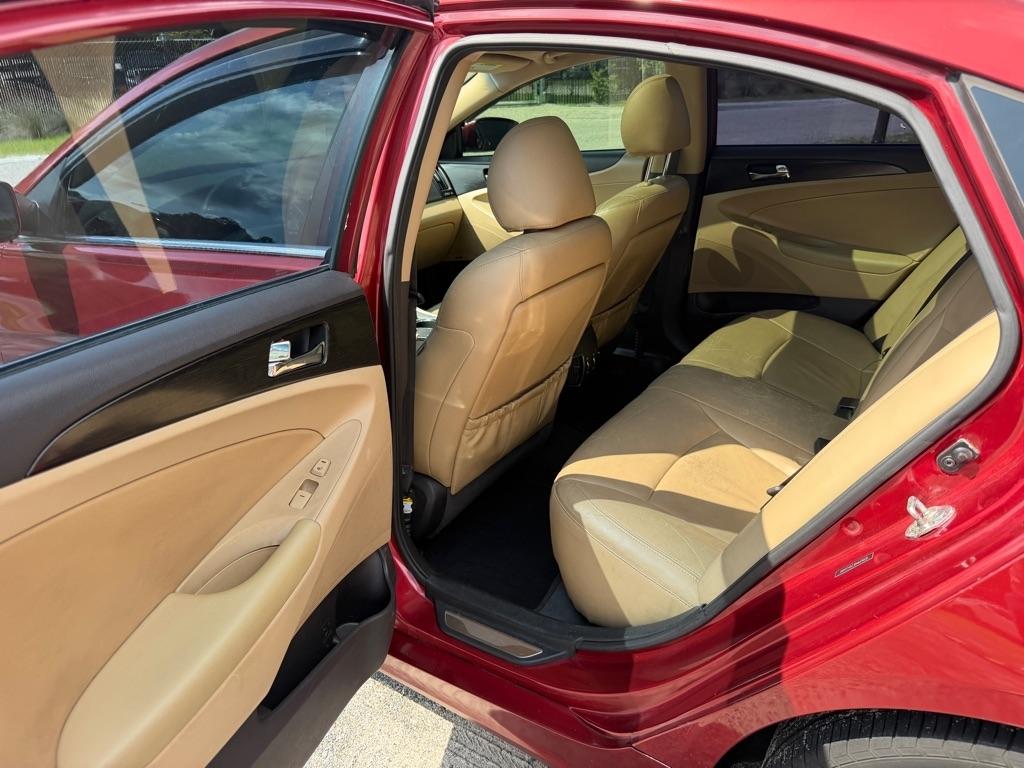 Hyundai Sonata  2013