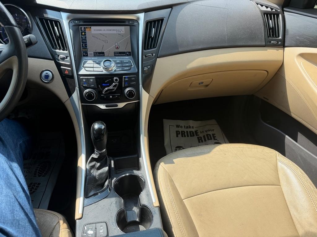 Hyundai Sonata  2013