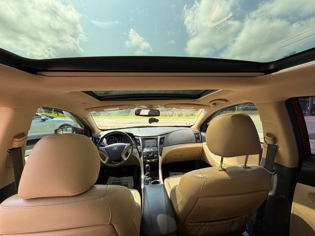 Hyundai Sonata  2013