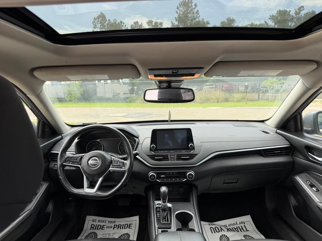 Nissan Altima  2019
