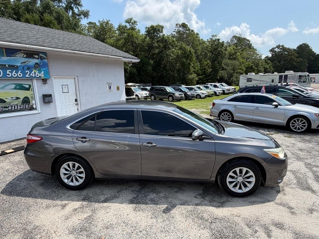 Toyota Camry  2015