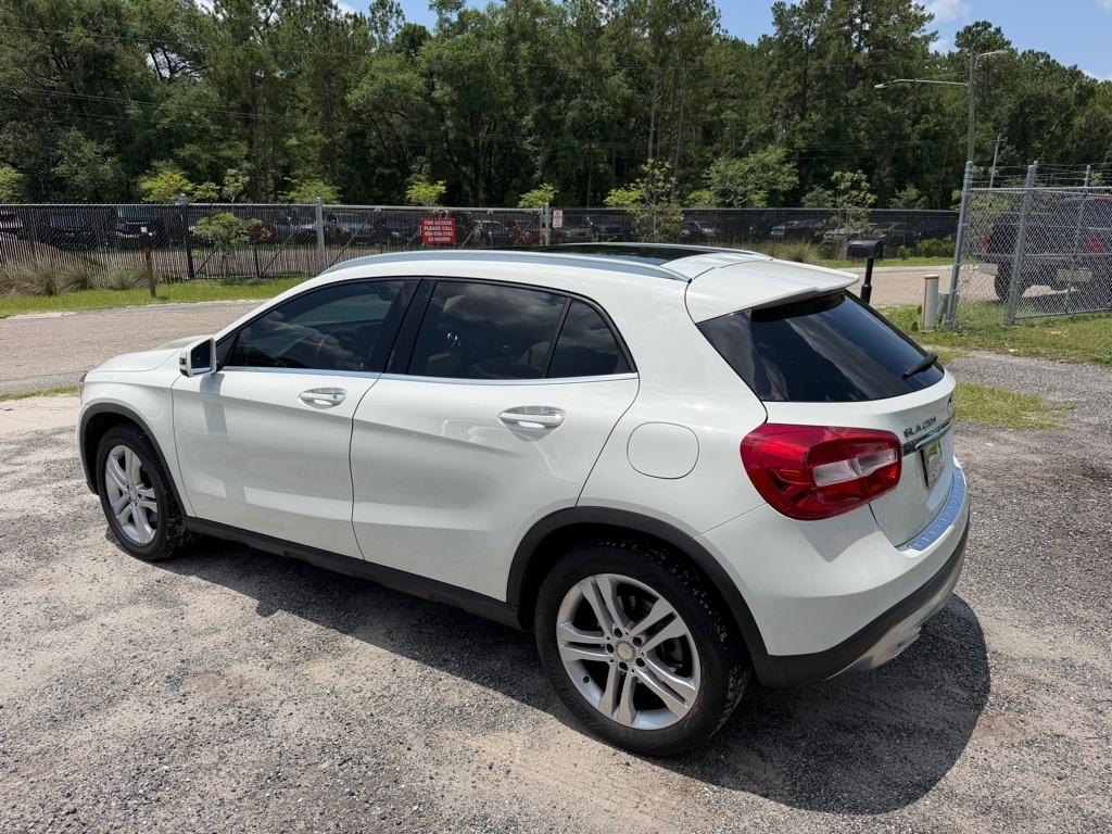 Mercedes-Benz GLA-Class  2017