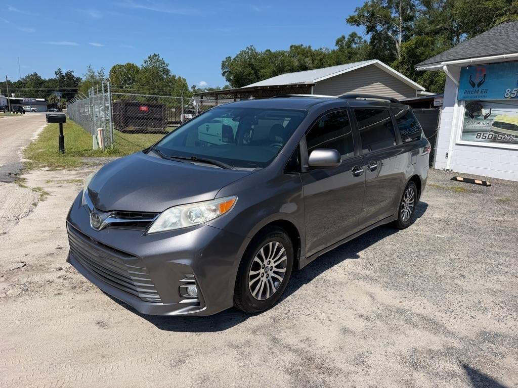2018 Toyota Sienna