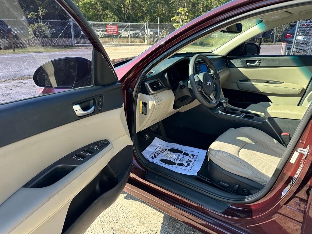 Kia Optima  2017