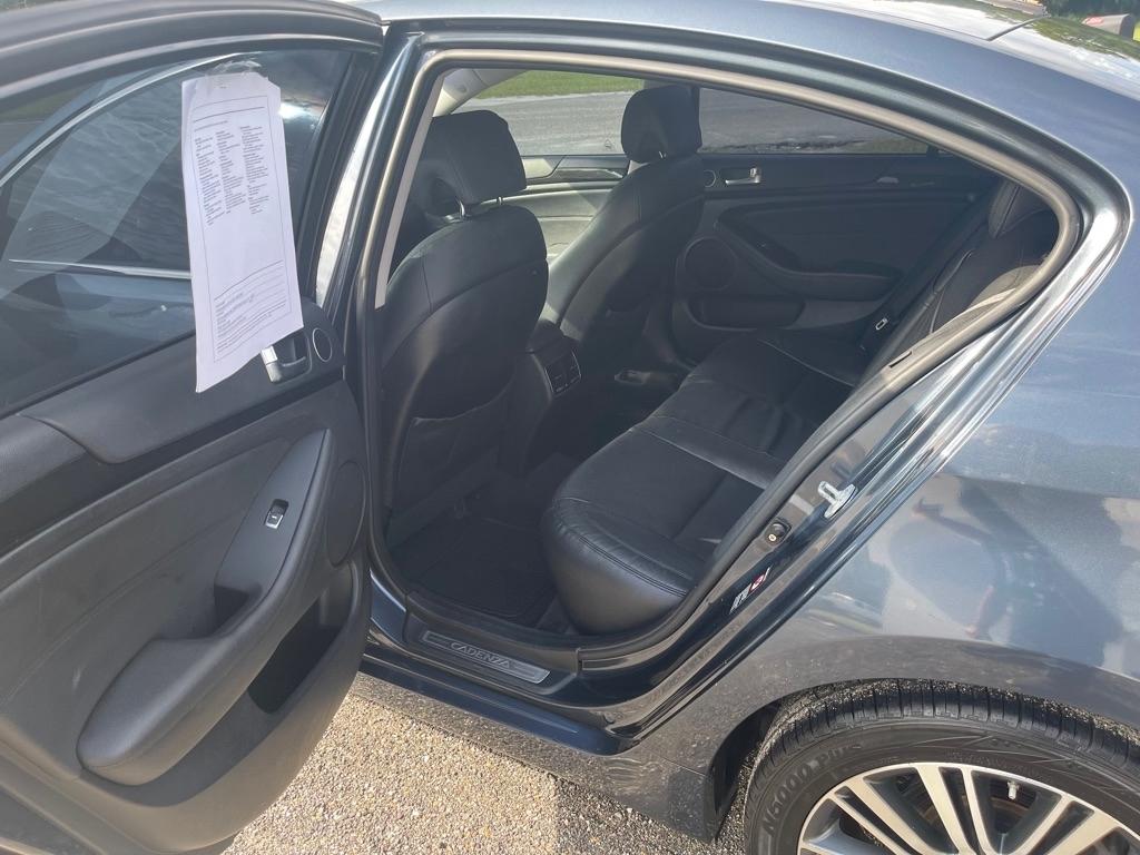 Kia Cadenza  2015