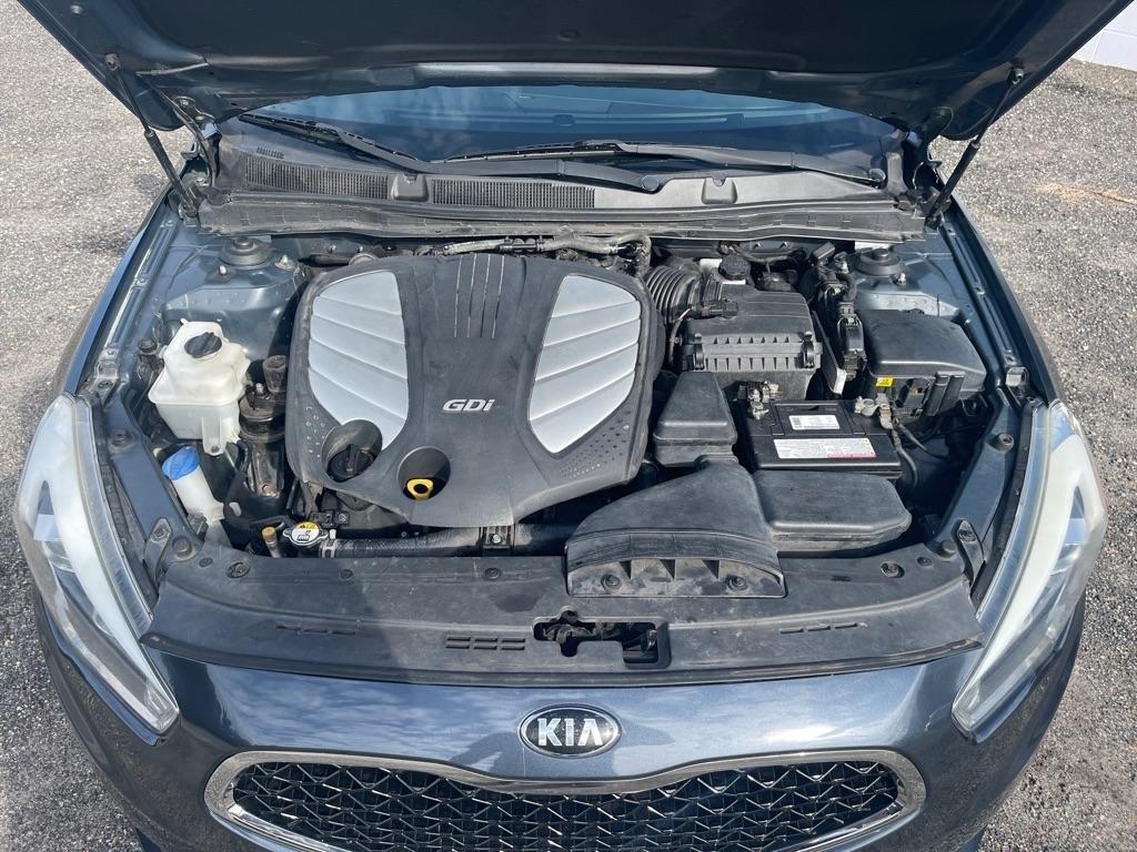 Kia Cadenza  2015