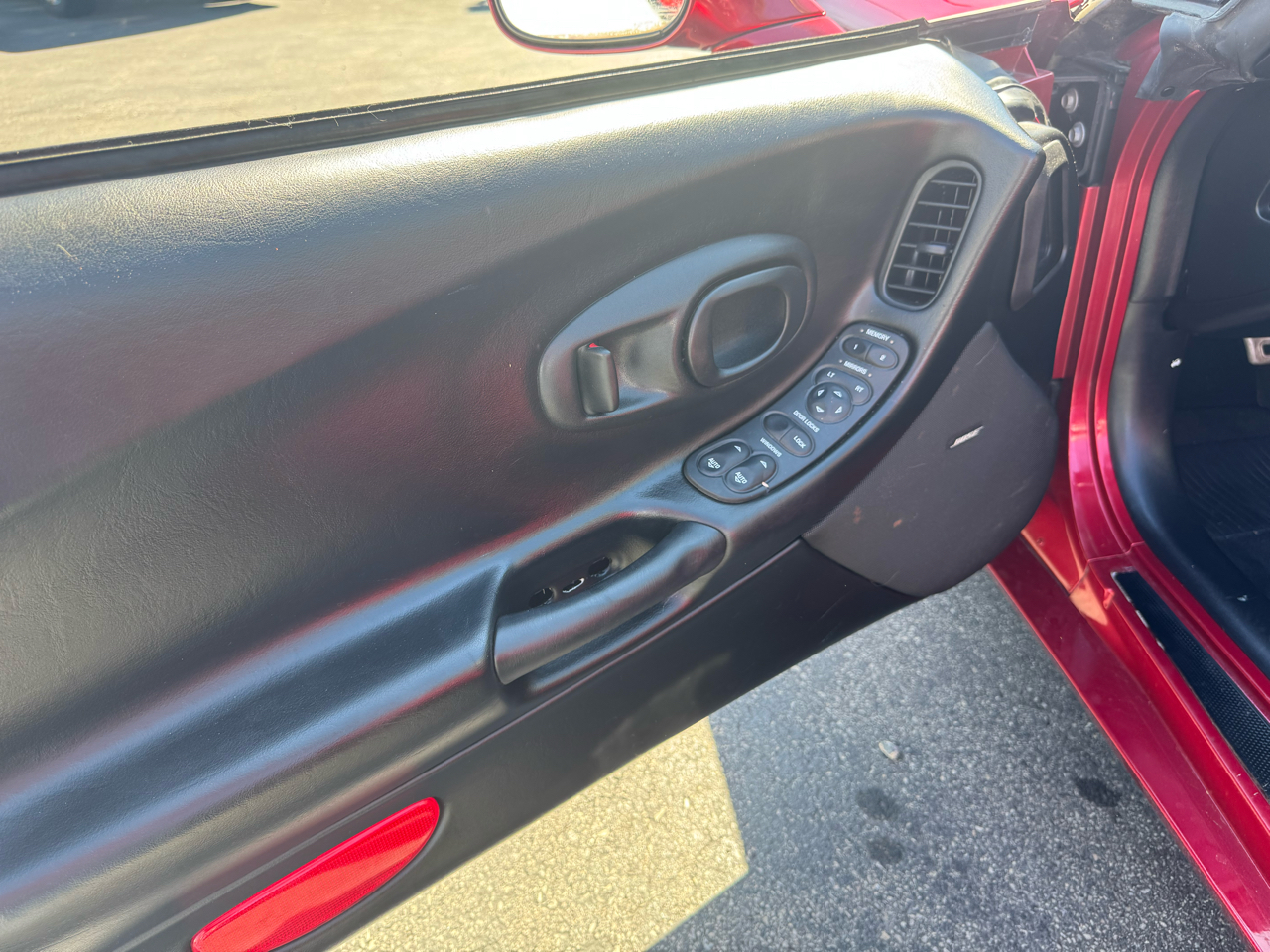 2001 Chevrolet Corvette Convertible photo 6