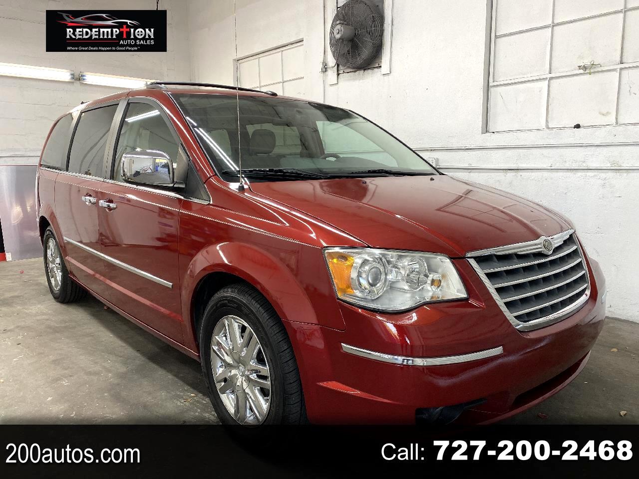 Chrysler Town & Country Limited 2010