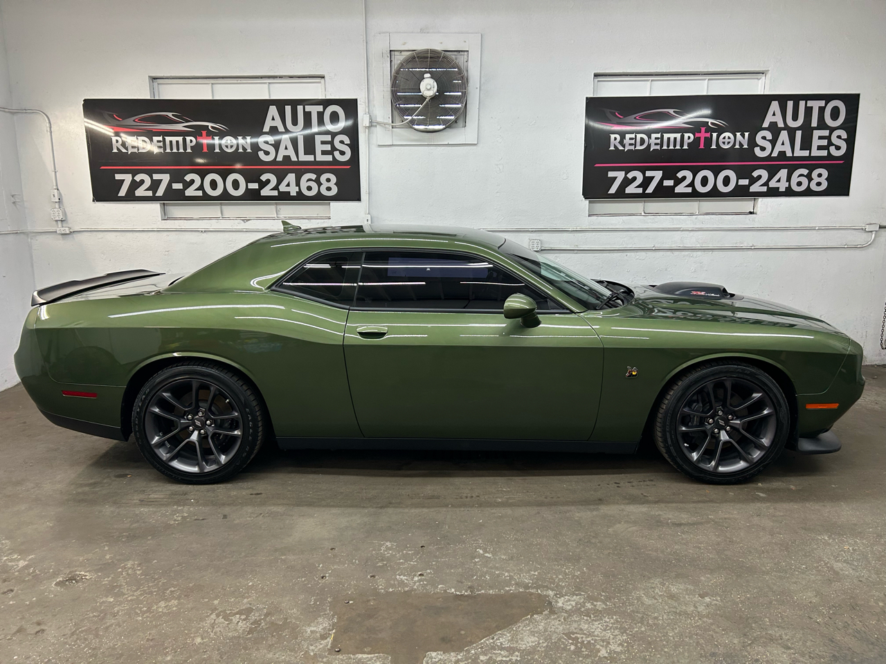 2021 Dodge Challenger R/T Scat Pack photo 2