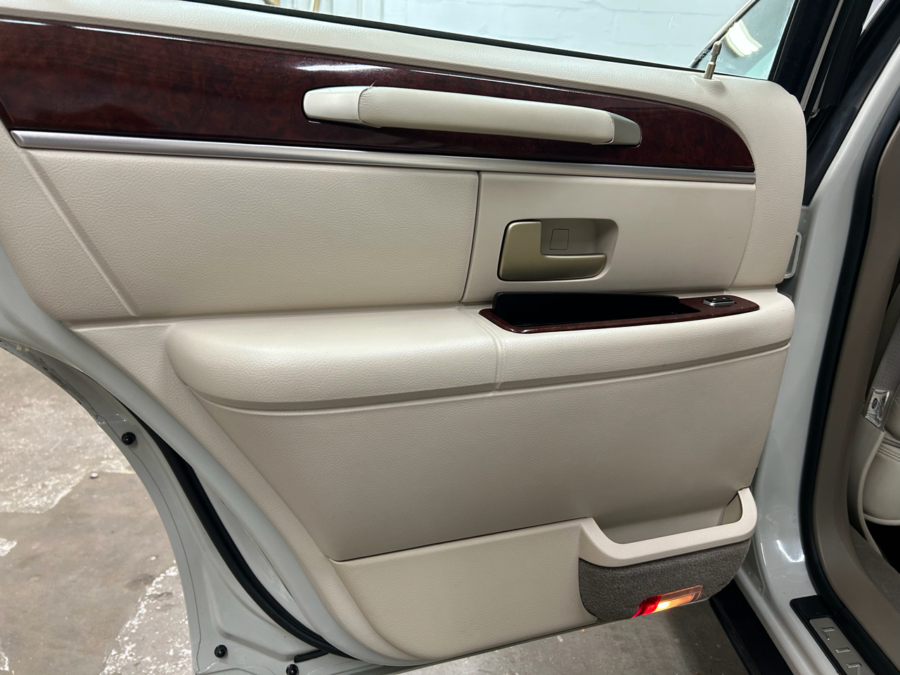 Lincoln Town Car Ultimate 2004