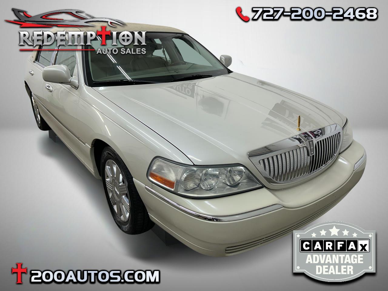 2004 Lincoln Town Car Ultimate's photo
