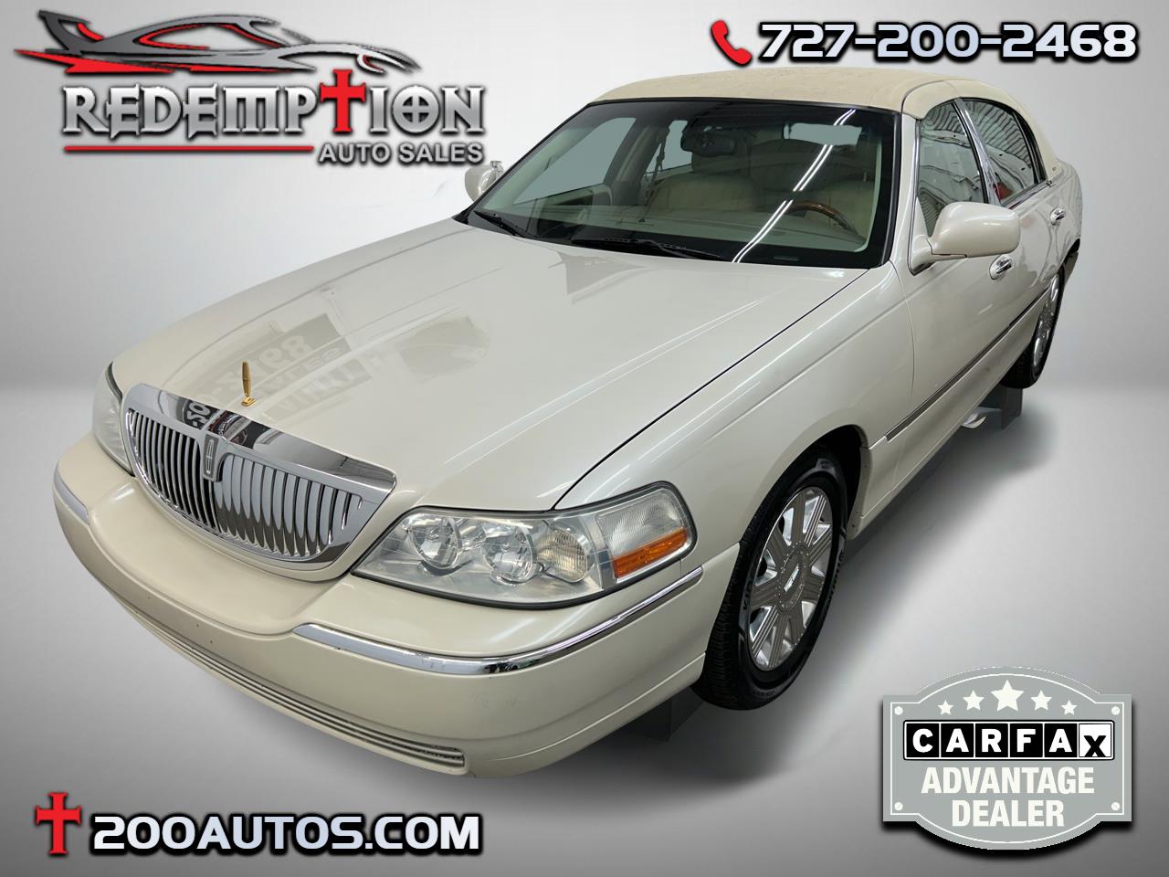 2004 Lincoln Town Car Ultimate's photo