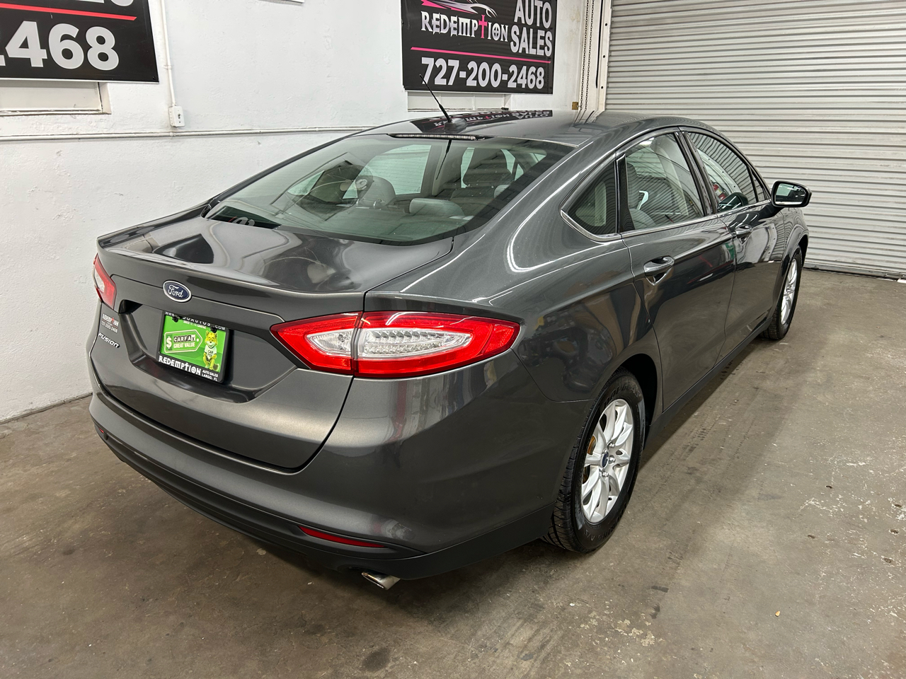 Ford Fusion S 2015