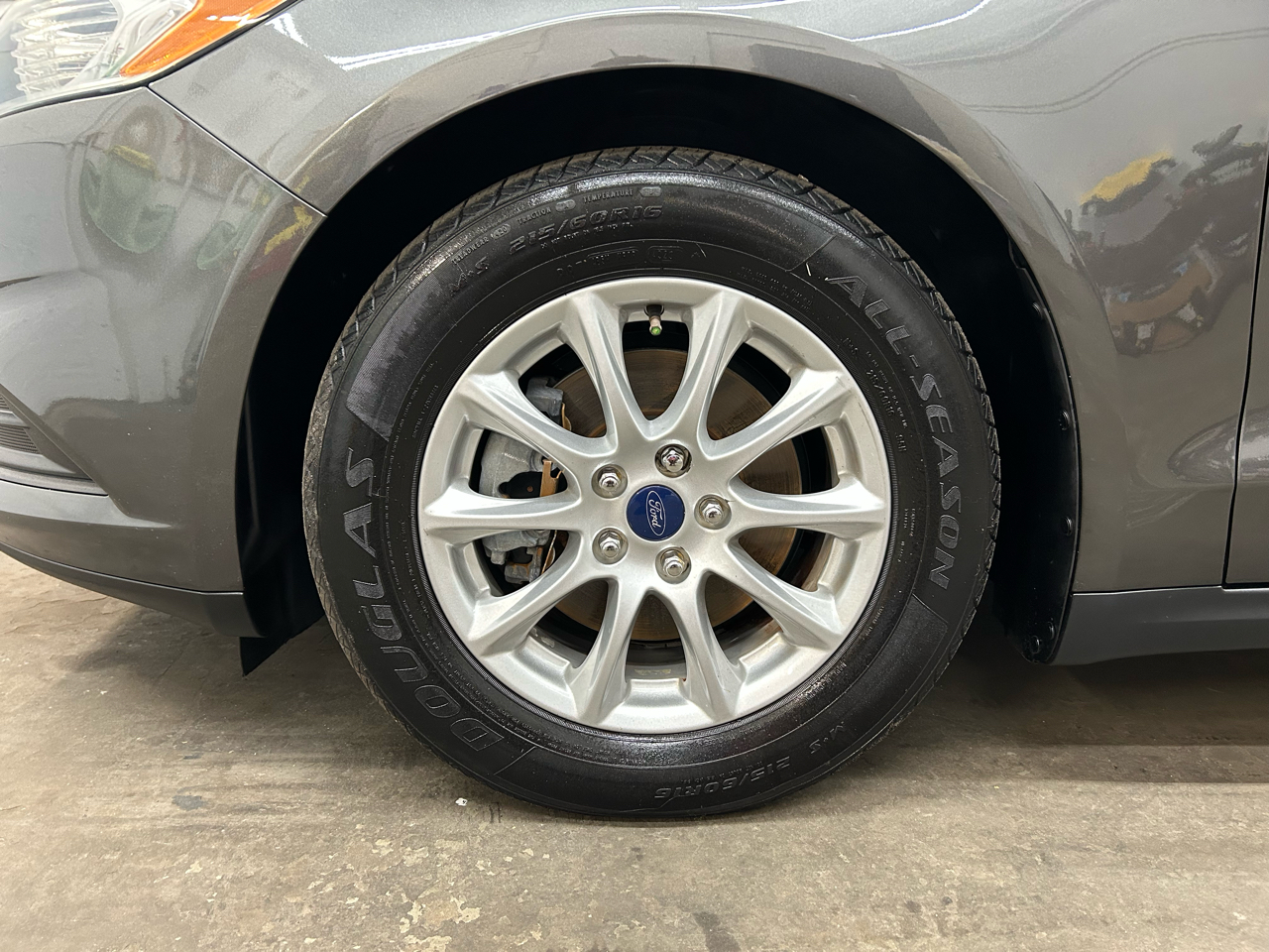 Ford Fusion S 2015