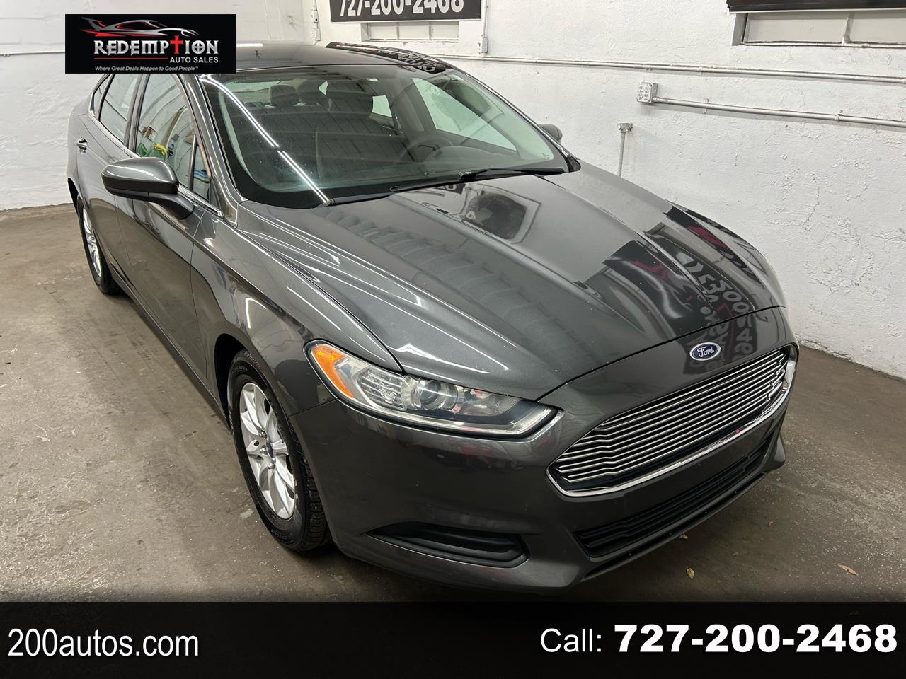 Ford Fusion S 2015