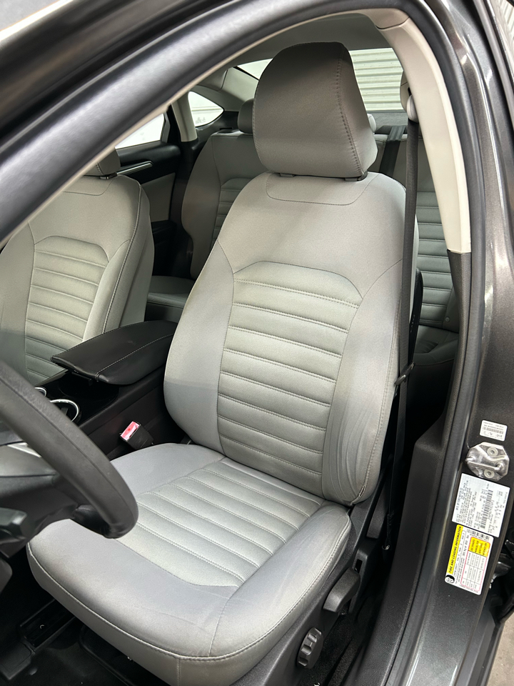 Ford Fusion S 2015