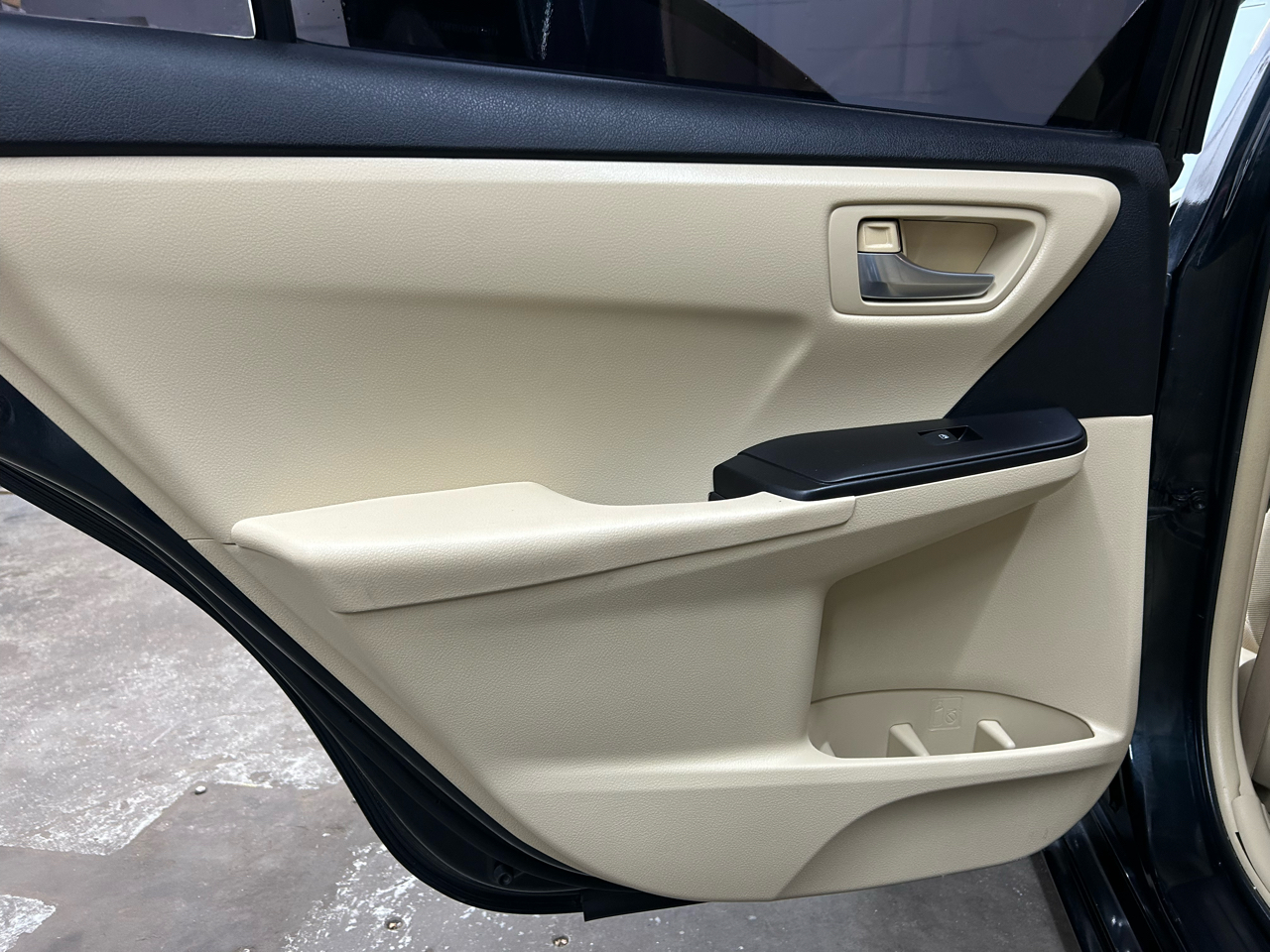 Toyota Camry LE 2015