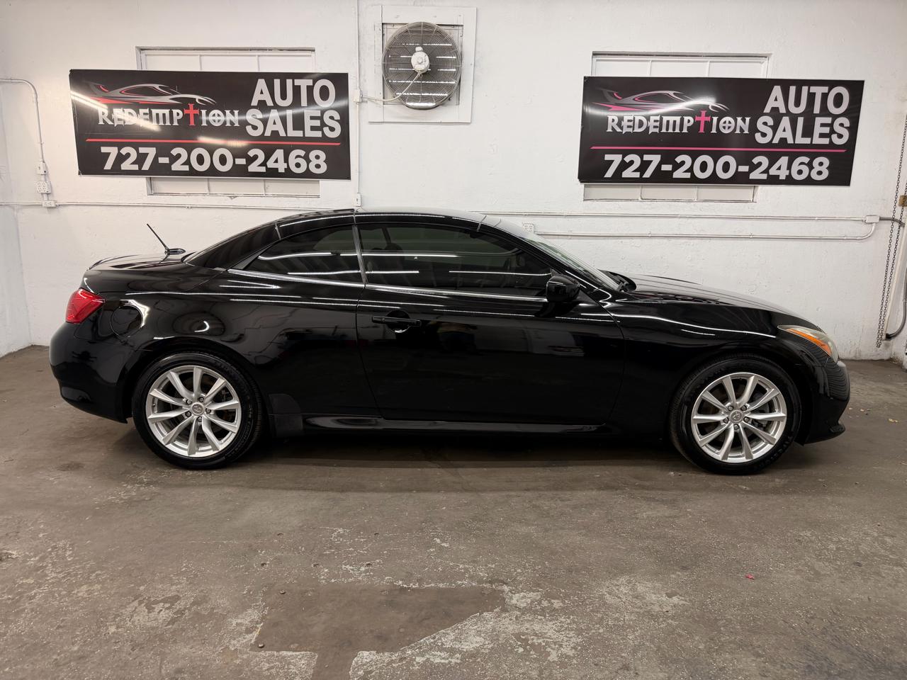 Infiniti G37 Convertible  2011