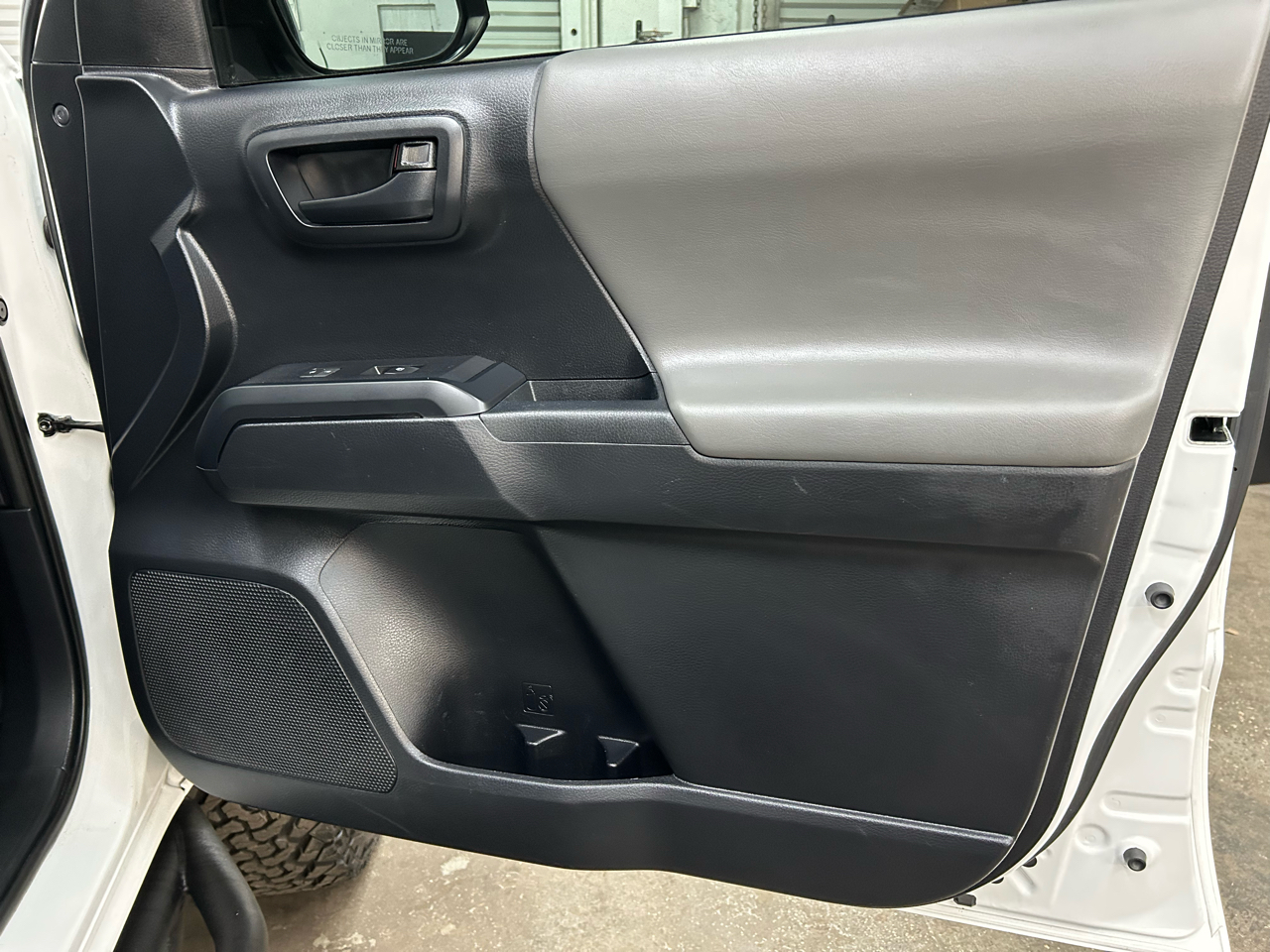 Toyota Tacoma SR5 Double Cab Long Bed V6 6AT 4WD 2019