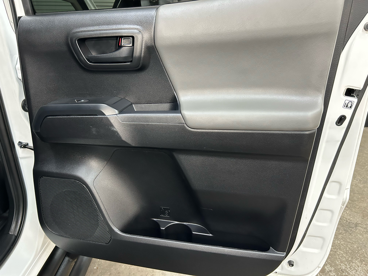 Toyota Tacoma SR5 Double Cab Long Bed V6 6AT 4WD 2019