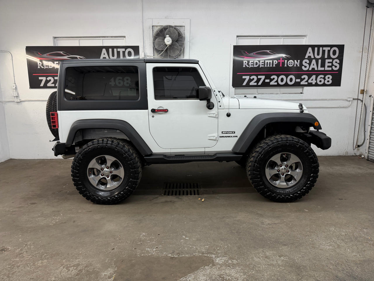 Jeep Wrangler Sport 4WD 2013