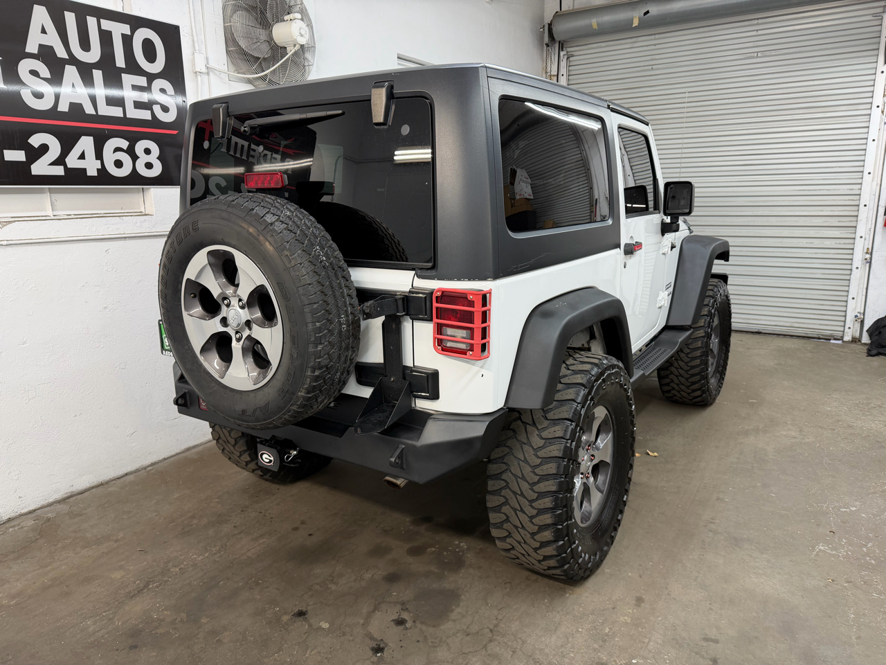 Jeep Wrangler Sport 4WD 2013
