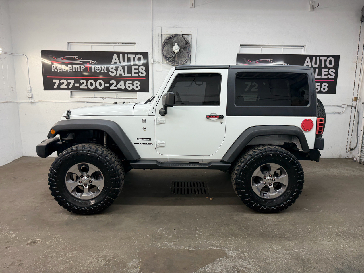 Jeep Wrangler Sport 4WD 2013