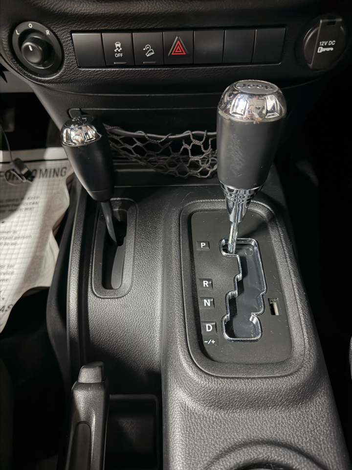 Jeep Wrangler Sport 4WD 2013