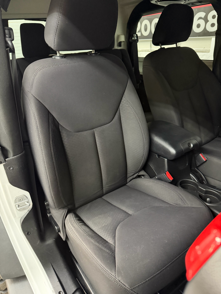 Jeep Wrangler Sport 4WD 2013