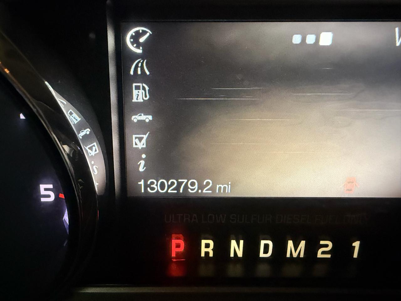 Ford F-350 SD Lariat Crew Cab 4WD 2011