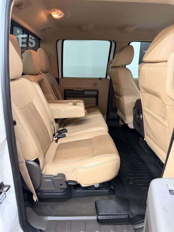 Ford F-350 SD Lariat Crew Cab 4WD 2011