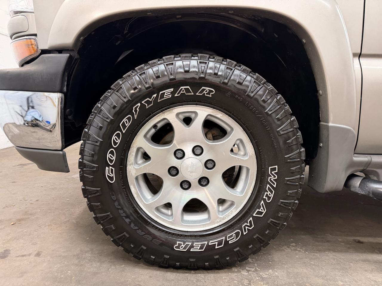 Chevrolet Suburban K1500 4WD 2001