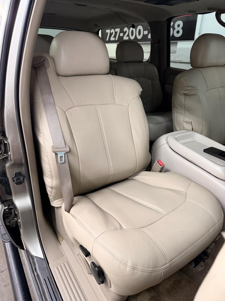 Chevrolet Suburban K1500 4WD 2001