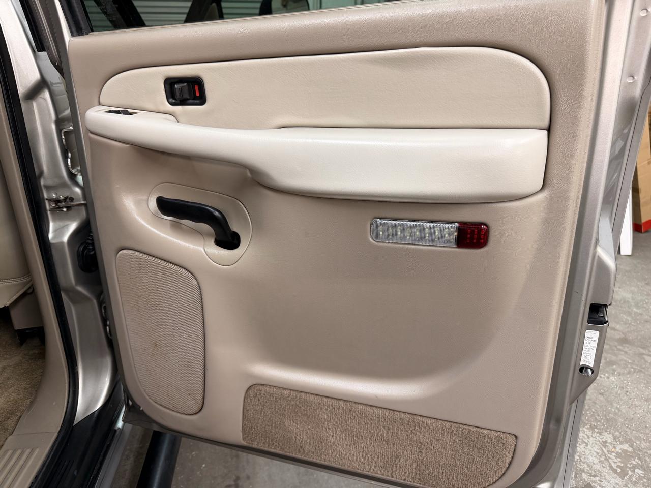 Chevrolet Suburban K1500 4WD 2001