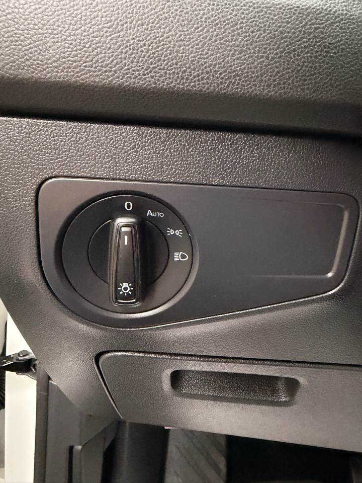 Volkswagen Tiguan S 2021