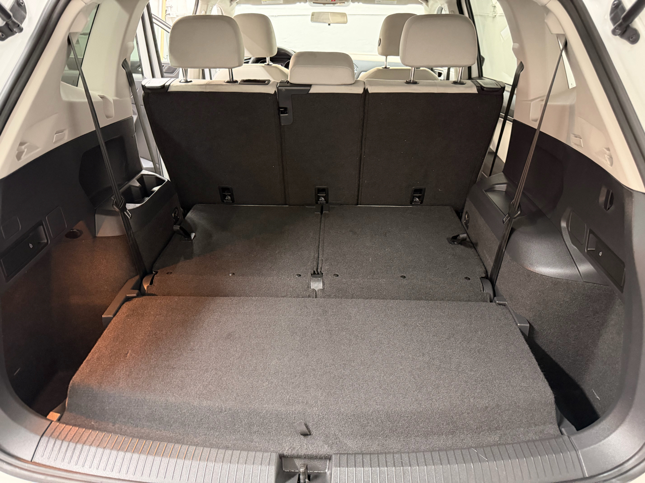 Volkswagen Tiguan S 2021