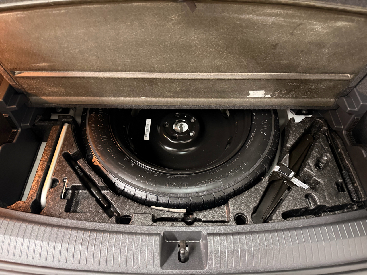 Volkswagen Tiguan S 2021