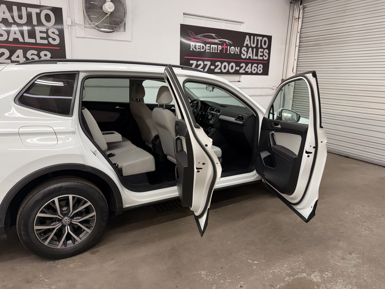 Volkswagen Tiguan S 2021