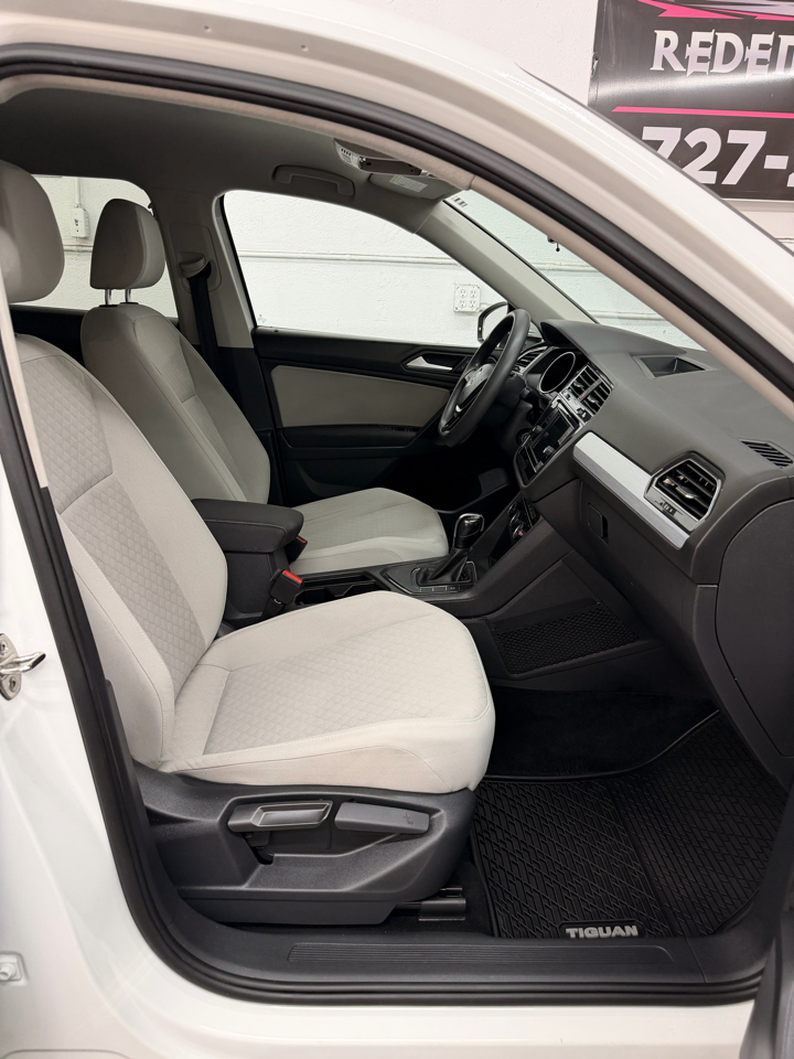 Volkswagen Tiguan S 2021