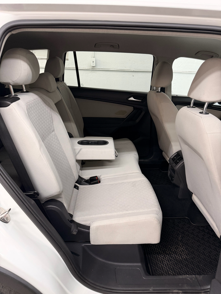 Volkswagen Tiguan S 2021