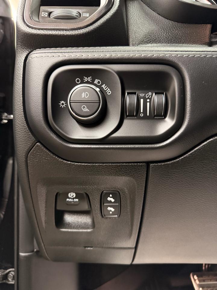 RAM 1500 TRX Crew Cab SB 4WD 2022