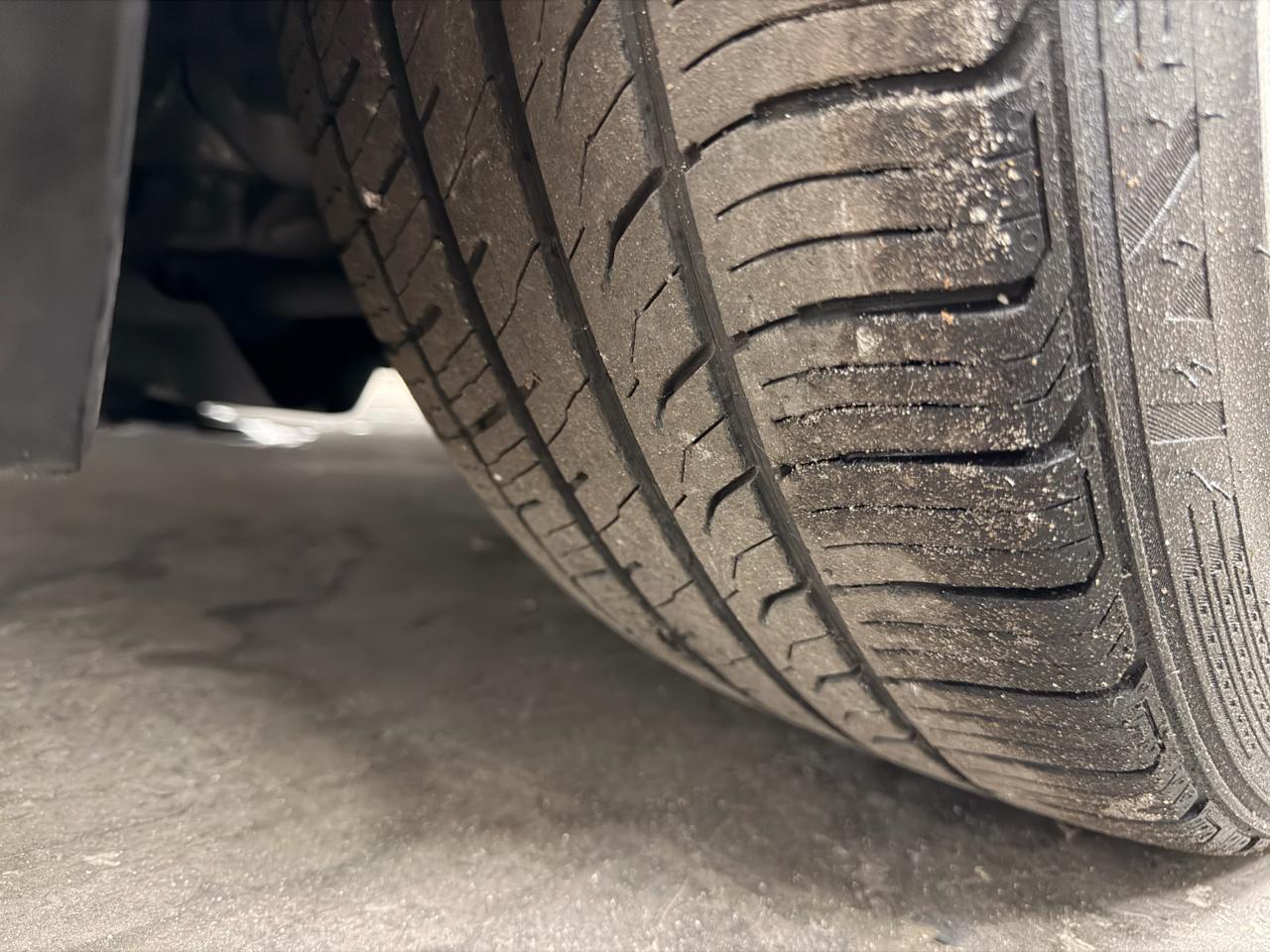 Nissan Z 370Z Touring Roadster 2012