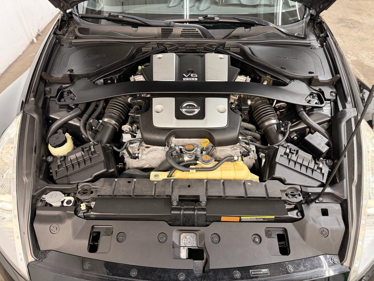 Nissan Z 370Z Touring Roadster 2012