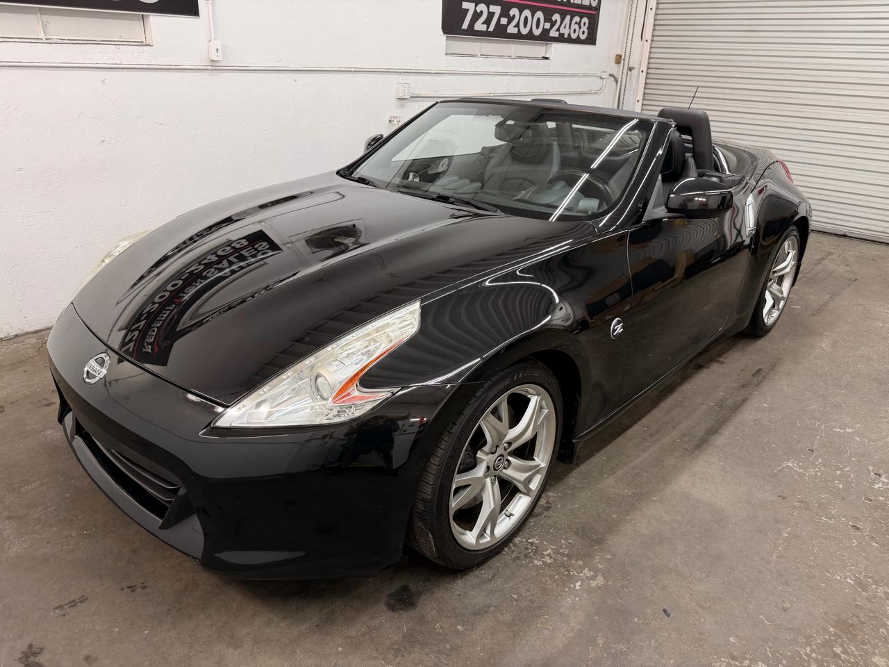 Nissan Z 370Z Touring Roadster 2012