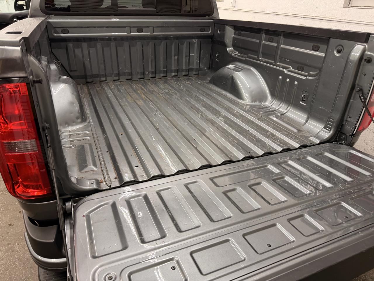 Chevrolet Colorado LT Crew Cab Long Box 4WD 2022