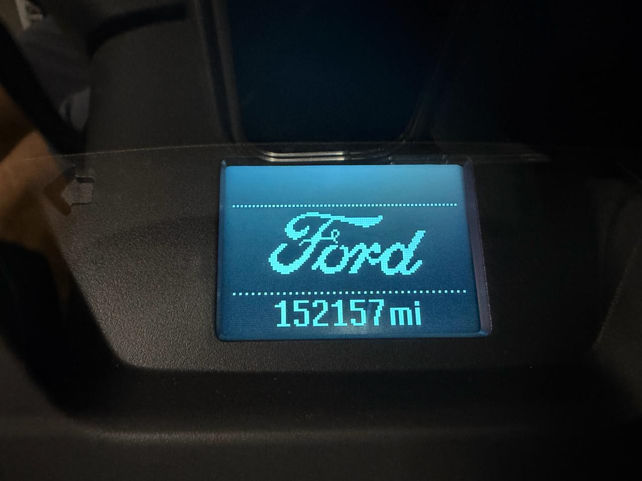 Ford Transit 250 Van Low Roof w/Sliding Pass. 148-in. WB 2015