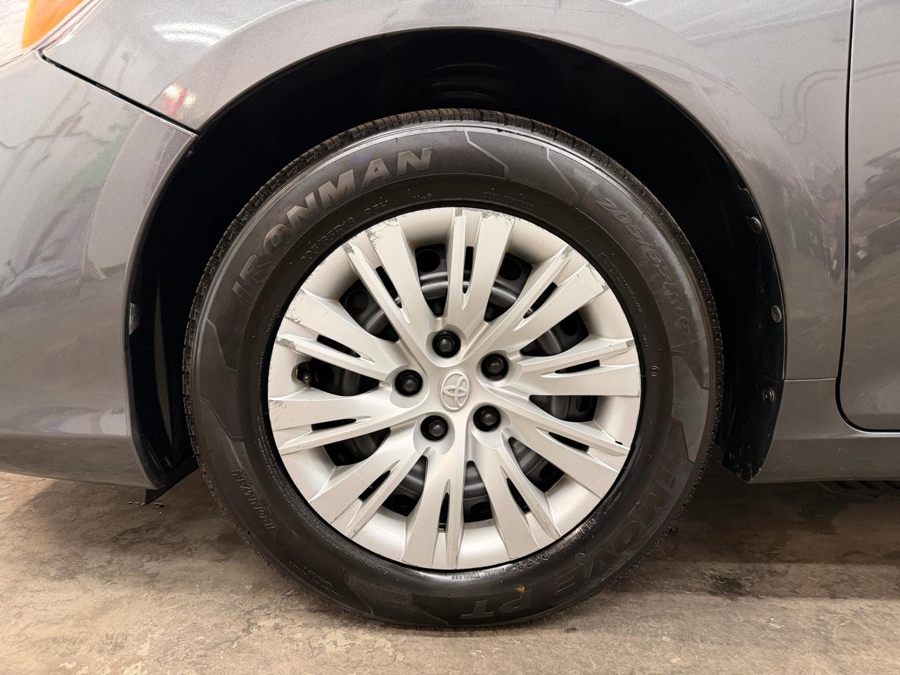 Toyota Camry LE 2012