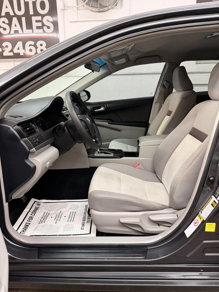 Toyota Camry LE 2012