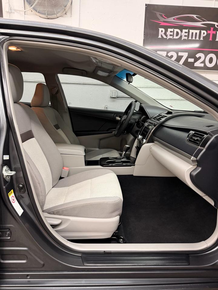 Toyota Camry LE 2012