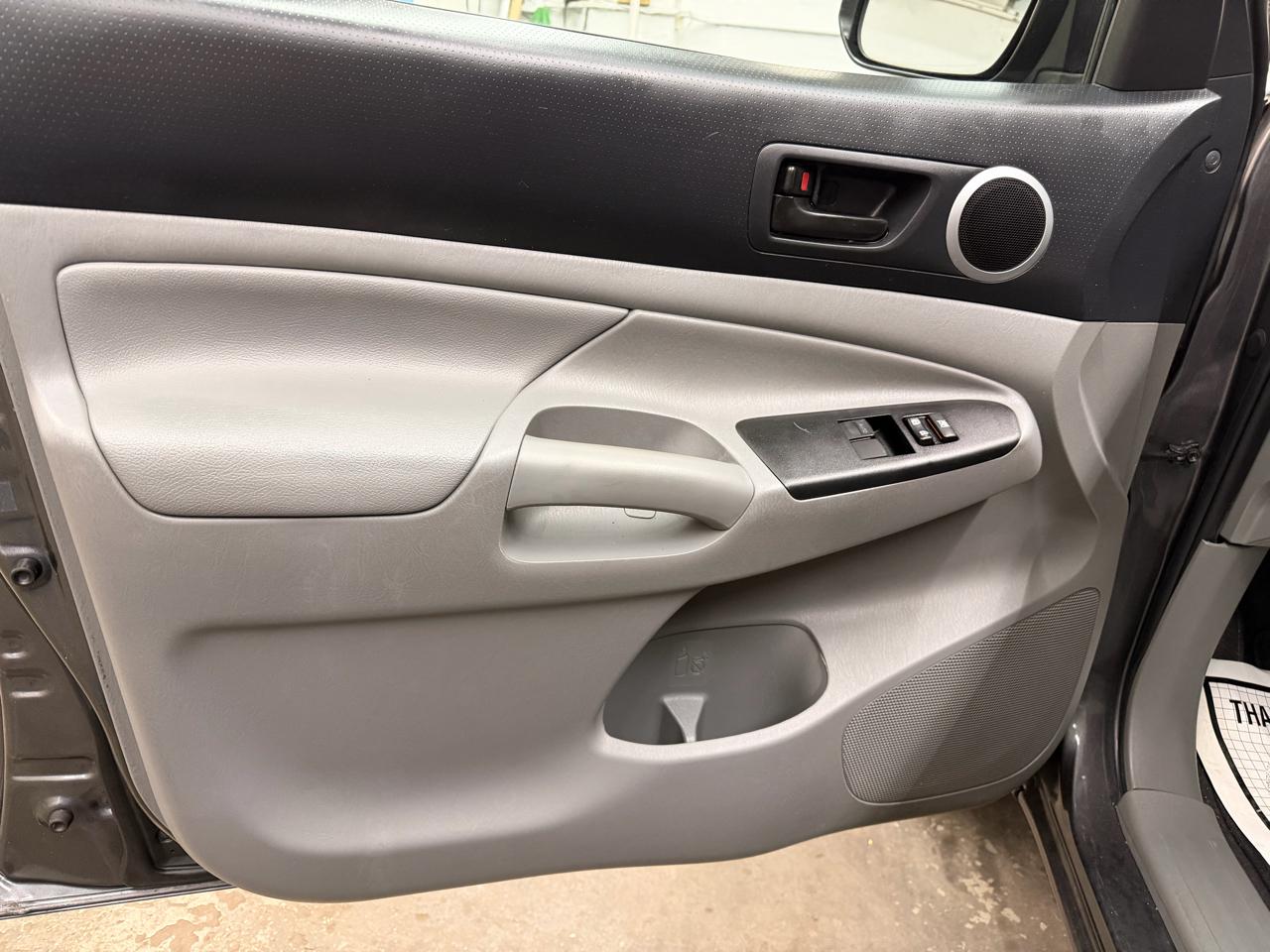 Toyota Tacoma Access Cab I4 4AT 2WD 2014